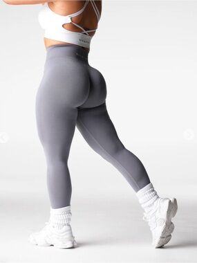 NVGTN Grey Discover Seamless Leggings SZ- SMALL